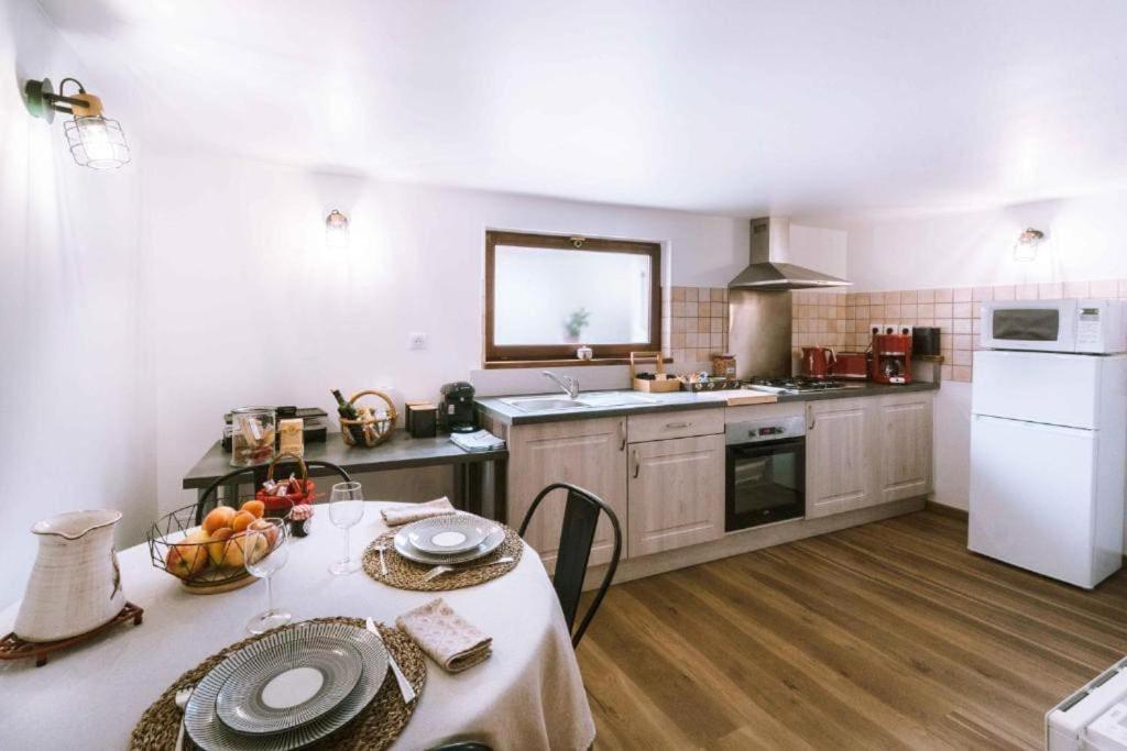 La Petite Maison Bonvillard ภายนอก รูปภาพ